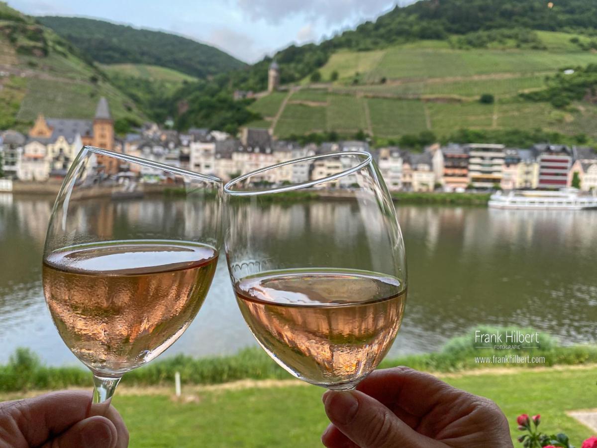 "Ferienhaus An Der Mosel" Zell an der Mosel Exterior photo